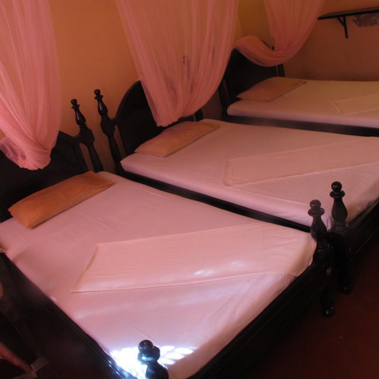 Shahira Hotel Nilaveli Δωμάτιο φωτογραφία