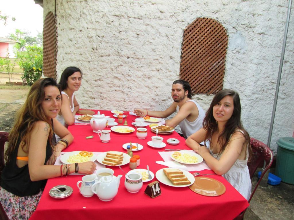 Shahira Hotel Nilaveli Εξωτερικό φωτογραφία